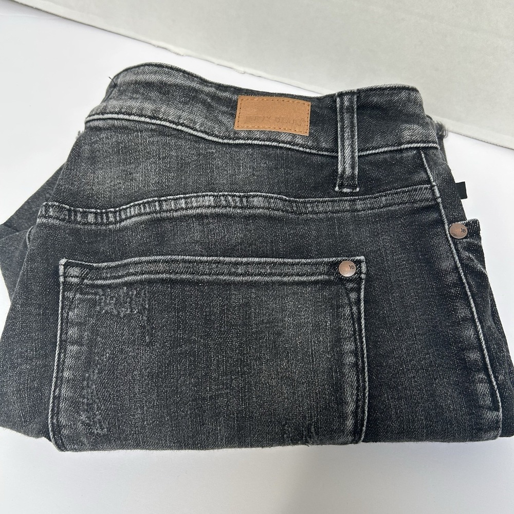 Judy Blue Faded Black Mid-Rise Denim Jean Shorts Size 1XL Style #150035 Fray Hem